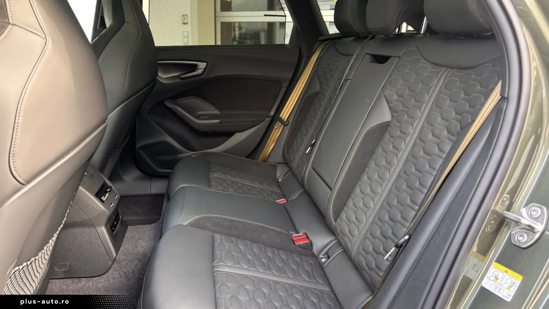 Audi RS5 Avant AHK B&O Pano Carbon AudiExclusive 21