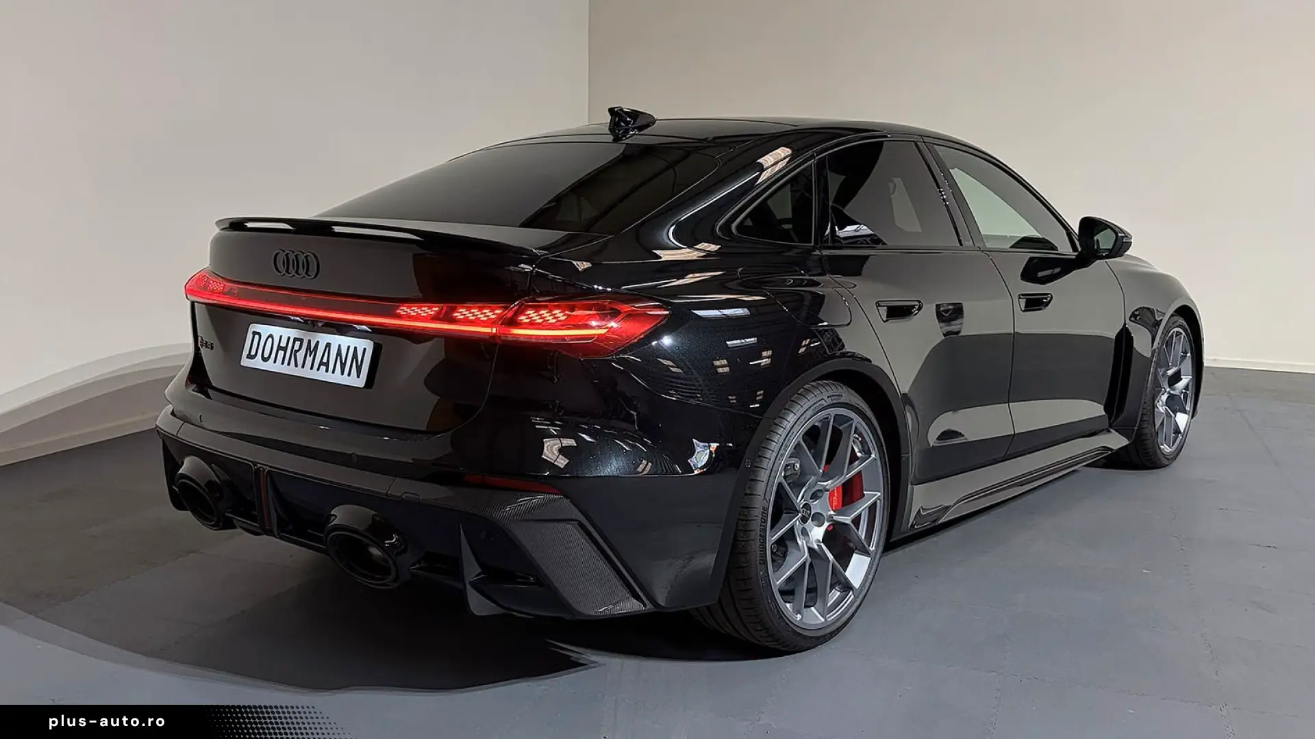 Audi RS5 Sedan Sportp. HuD Pano Ceramic Carbon!