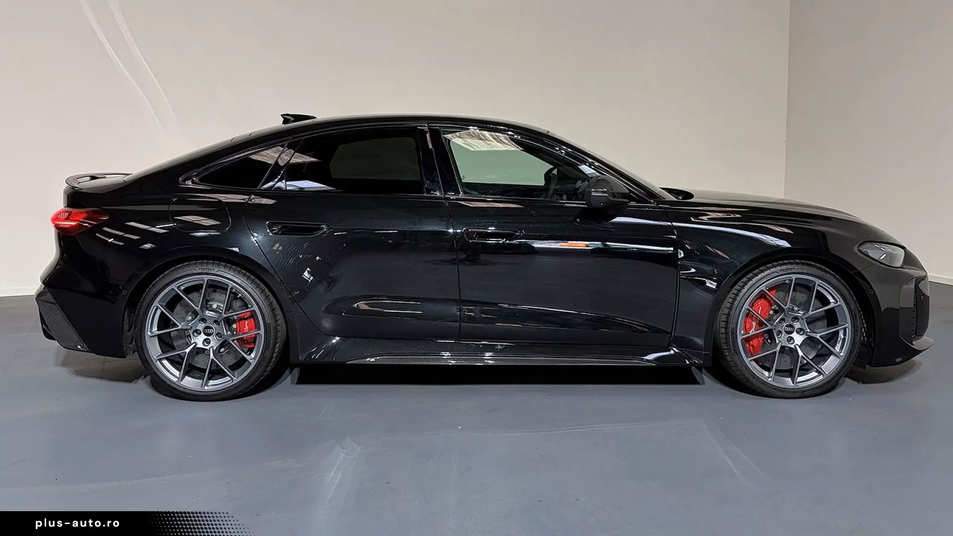 Audi RS5 Sedan Sportp. HuD Pano Ceramic Carbon!