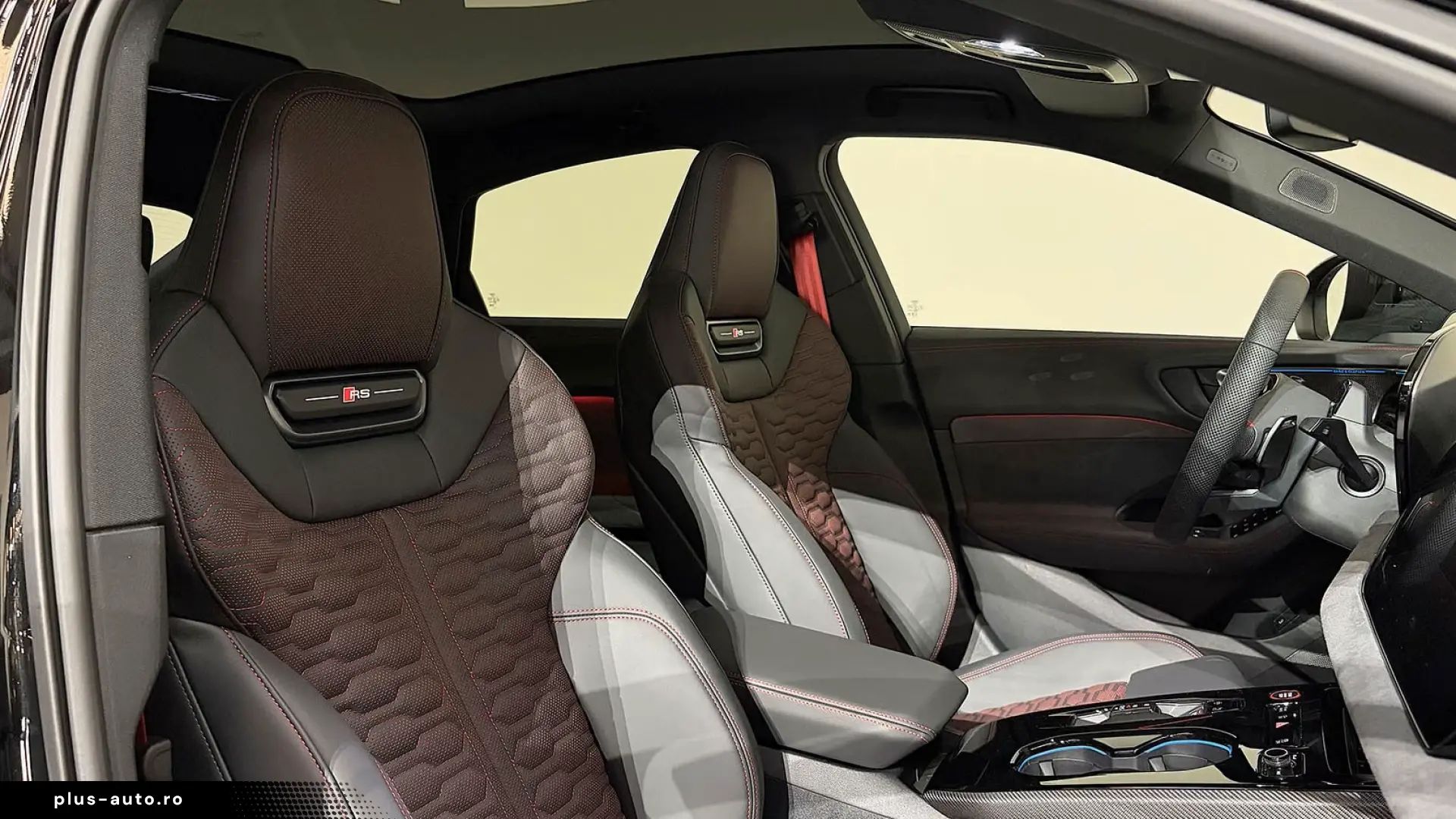 Audi RS5 Sedan Sportp. HuD Pano Ceramic Carbon!