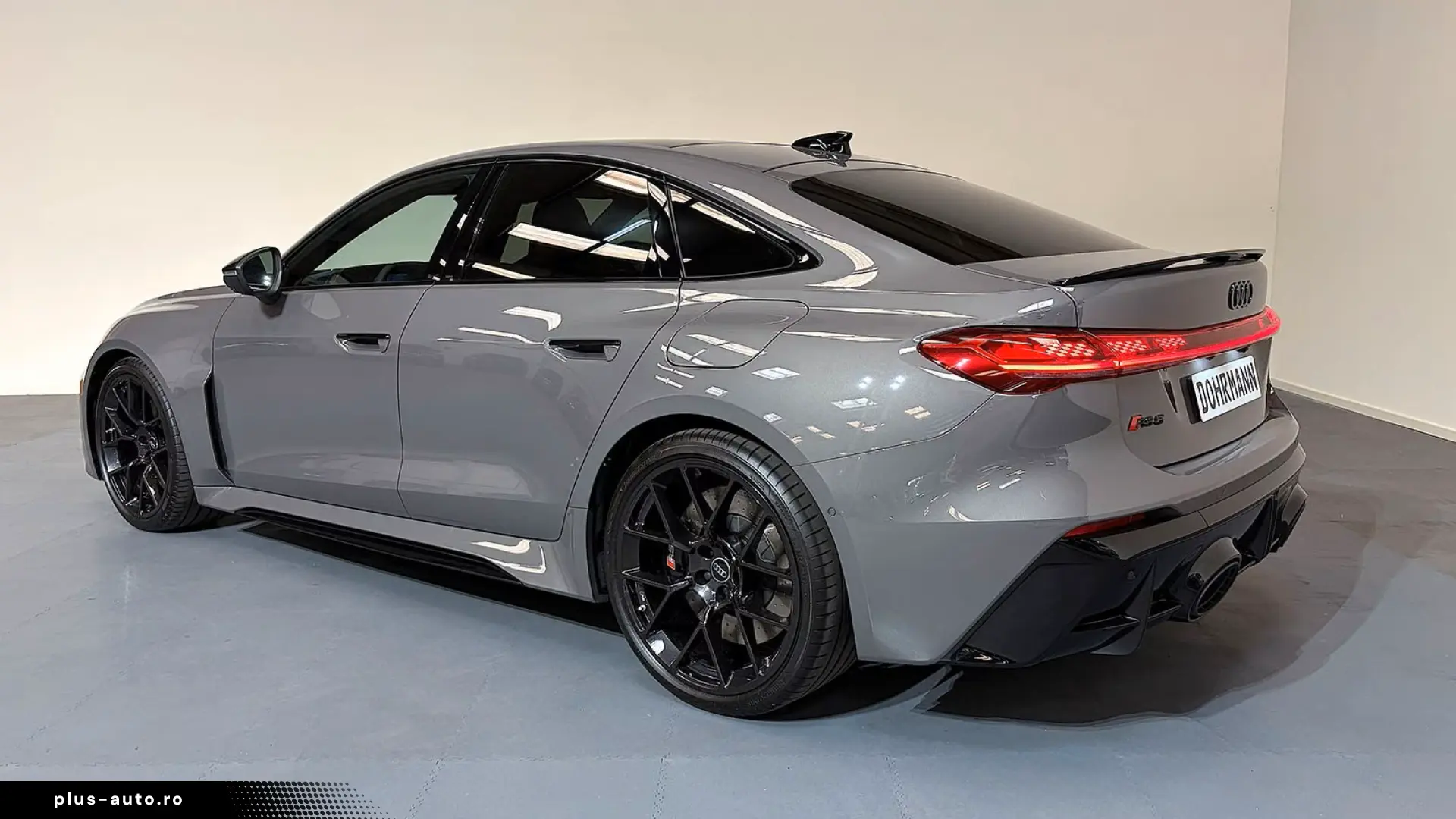 Audi RS5 Sedan  CAMO Sport-Pak HuD Pano!
