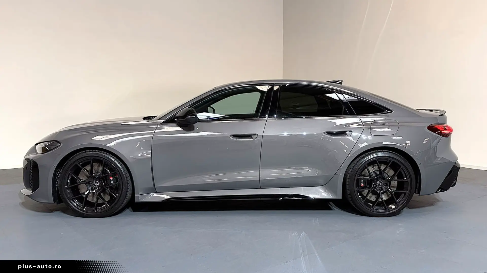 Audi RS5 Sedan  CAMO Sport-Pak HuD Pano!