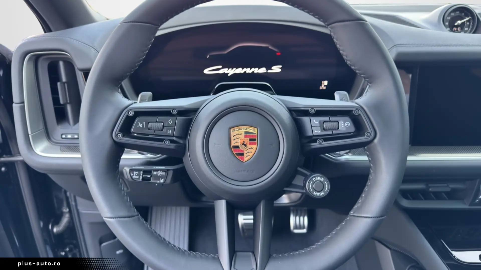 Porsche Cayenne S Coupe InnoDrive Rear Steering HUD BOSE