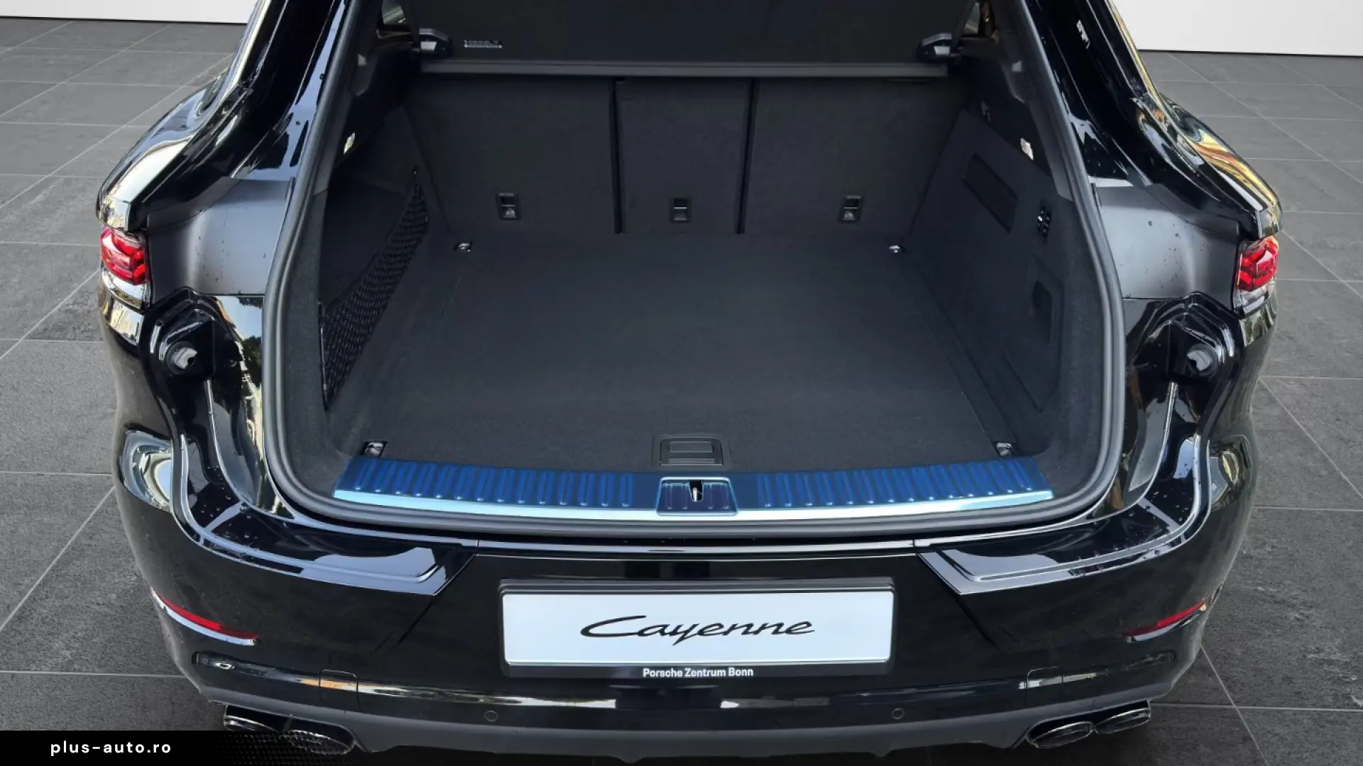 Porsche Cayenne S Coupe InnoDrive Rear Steering HUD BOSE