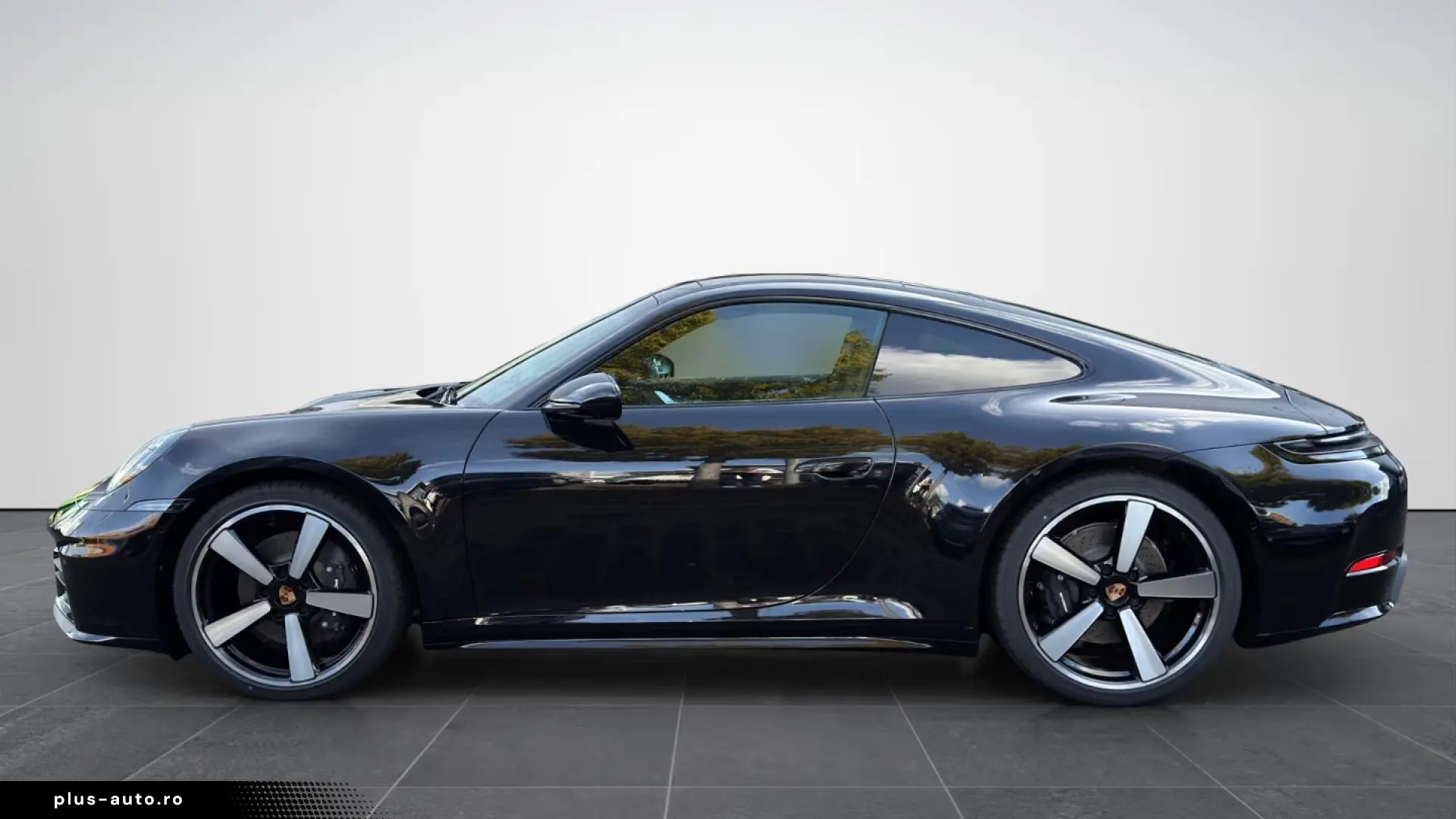 Porsche 992 911 Carrera Sport Exhaust Surround View BOSE