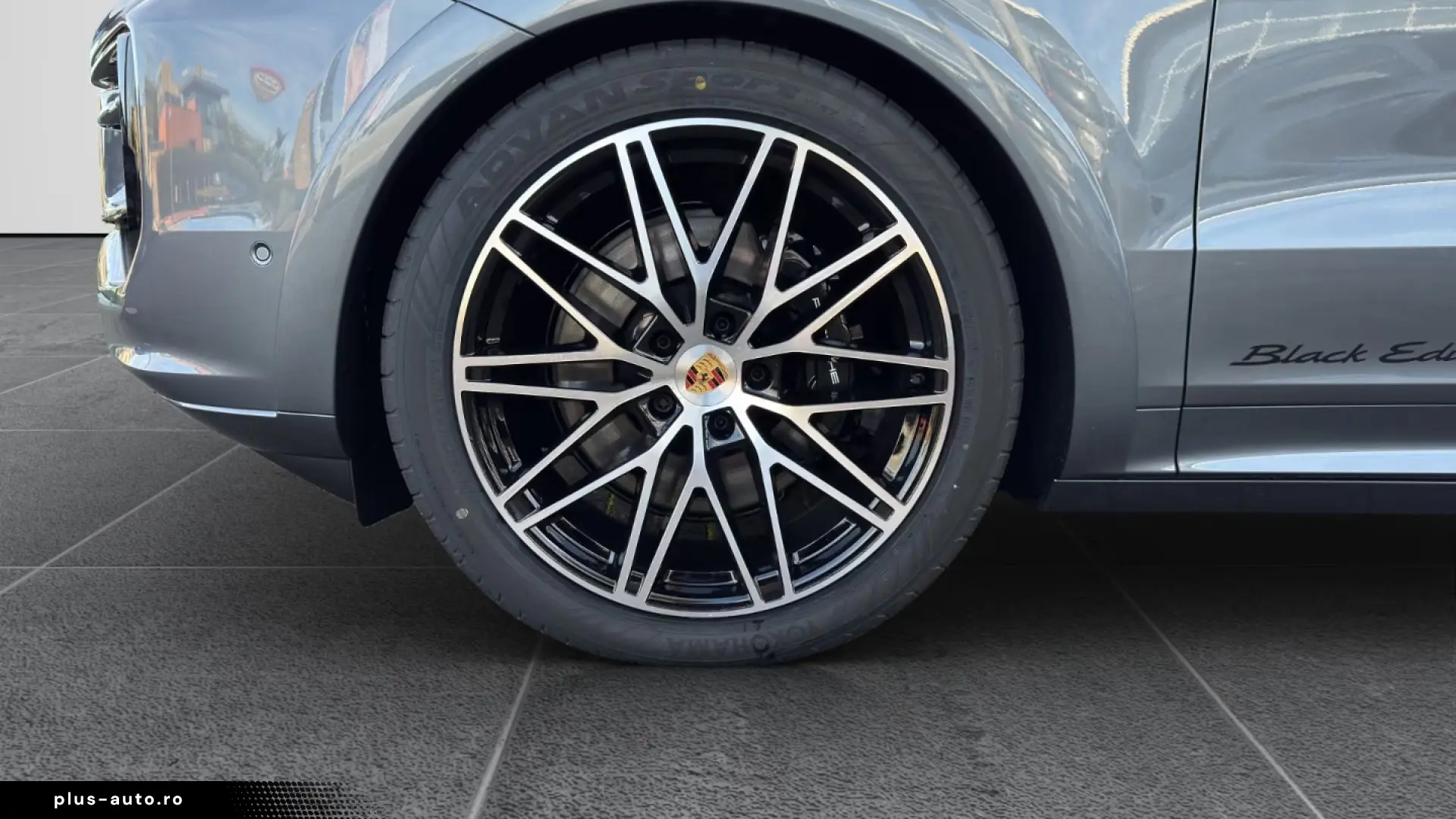 Porsche Cayenne E-Hybrid Coupe Black Edition Burmester