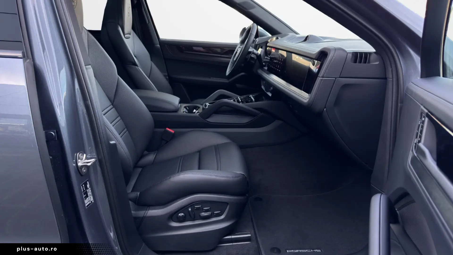 Porsche Cayenne E-Hybrid Coupe Black Edition Burmester
