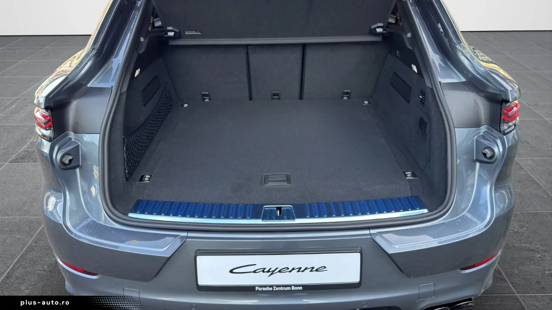 Porsche Cayenne E-Hybrid Coupe Black Edition Burmester