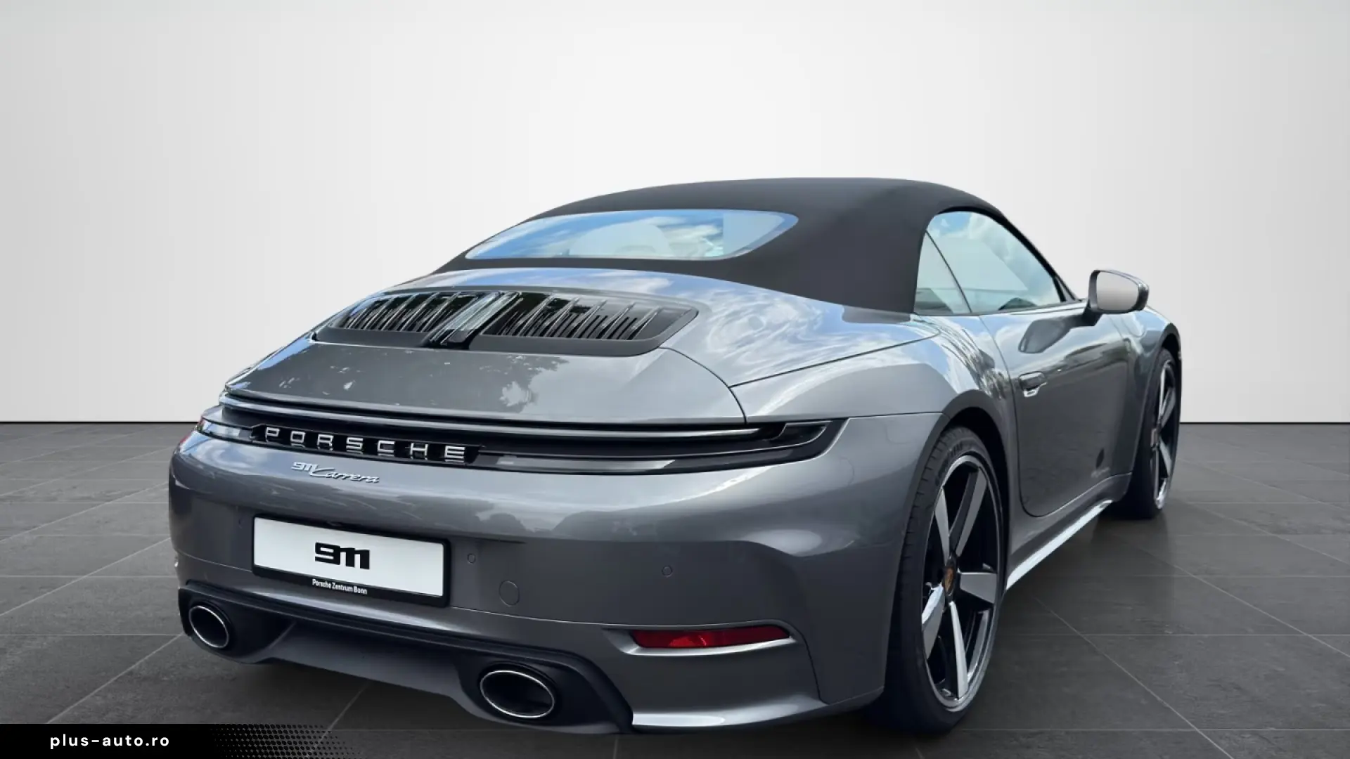 Porsche 992 911 Carrera Cabriolet sports exhaust LED matrix