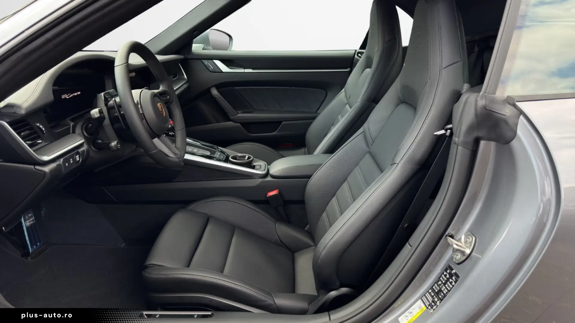 Porsche 992 911 Carrera Cabriolet sports exhaust LED matrix