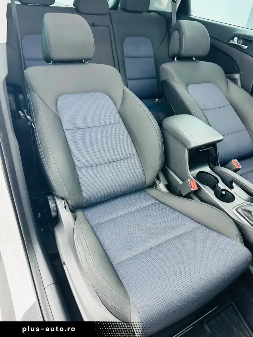 HYUNDAI TUCSON 2016 2.0D E6 4x4 Garantie 12 Luni Rate Avans