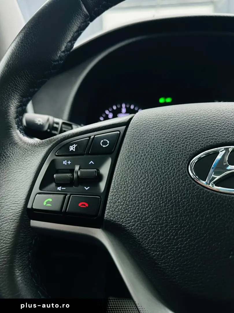 HYUNDAI TUCSON 2016 2.0D E6 4x4 Garantie 12 Luni Rate Avans