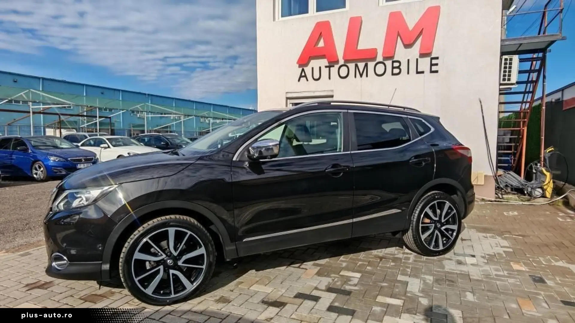 Nissan Qashqai Tekna  2015 Diesel Automat - Rate   Credit