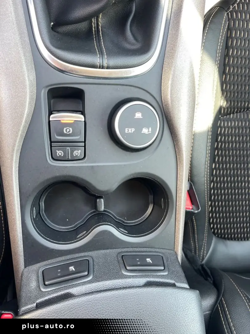 Renault Kadjar 1.6DCI  131CP  Navi  Keyless  Piele  Scaune î