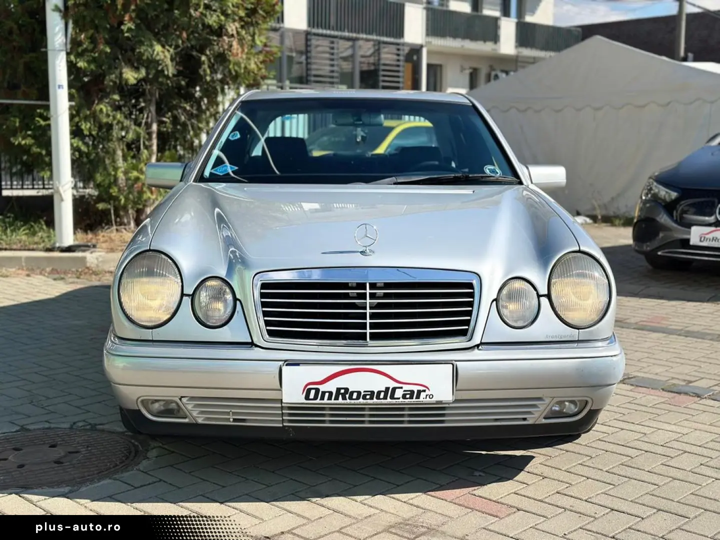 Mercedes-Benz E