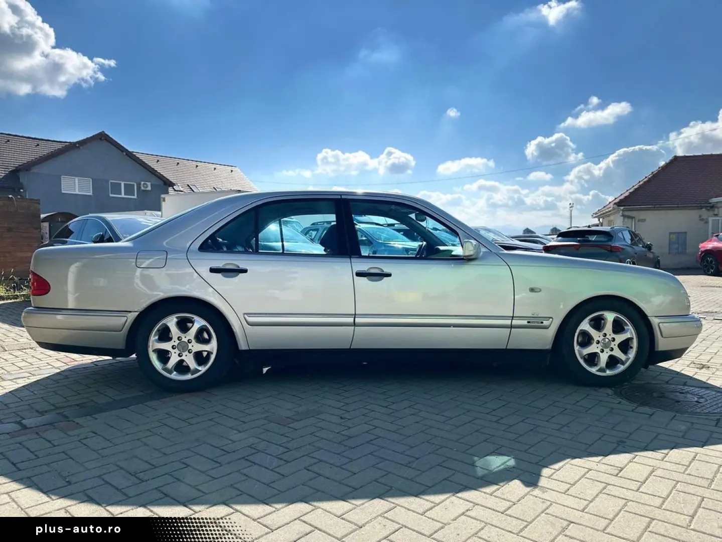 Mercedes-Benz E