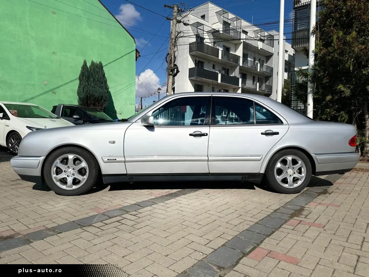 Mercedes-Benz E