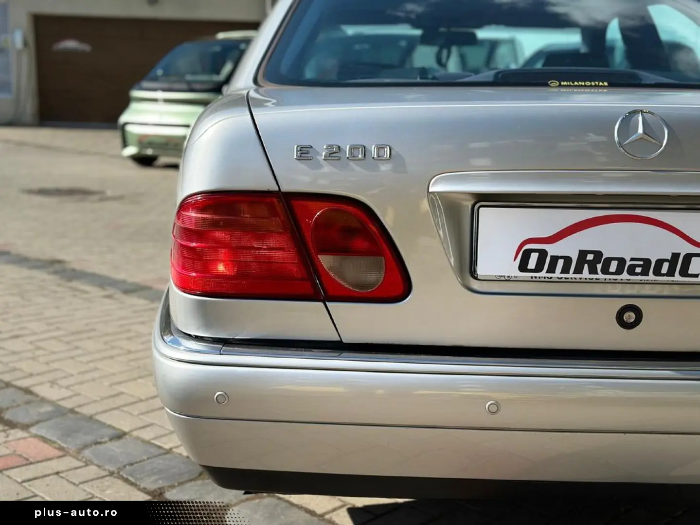 Mercedes-Benz E