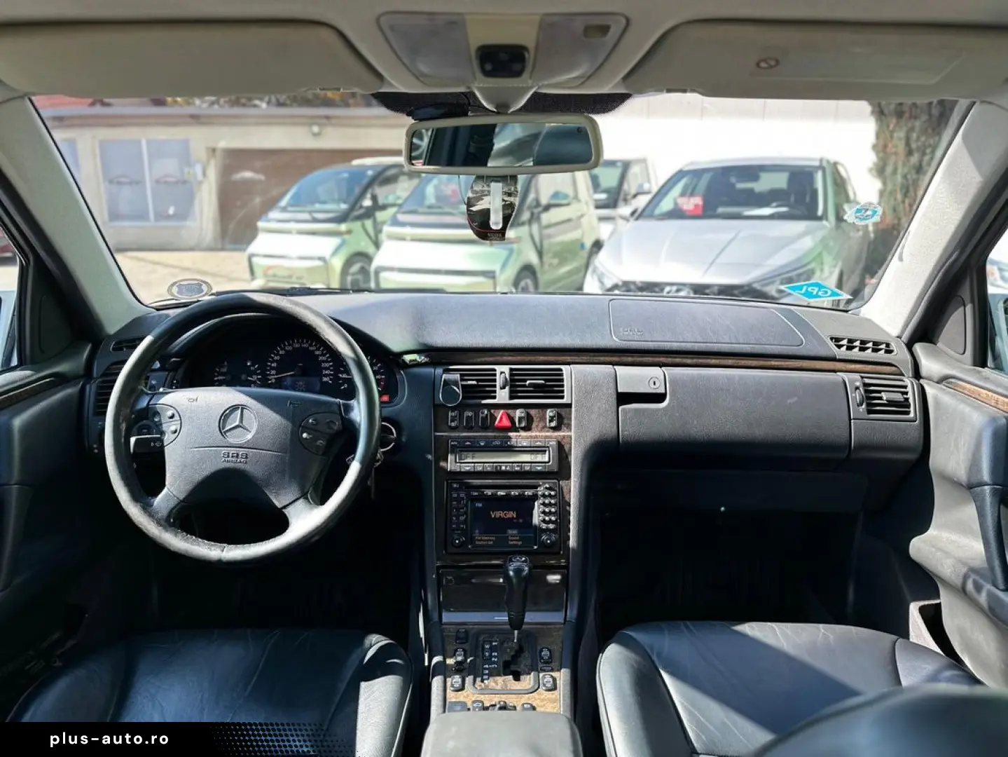 Mercedes-Benz E