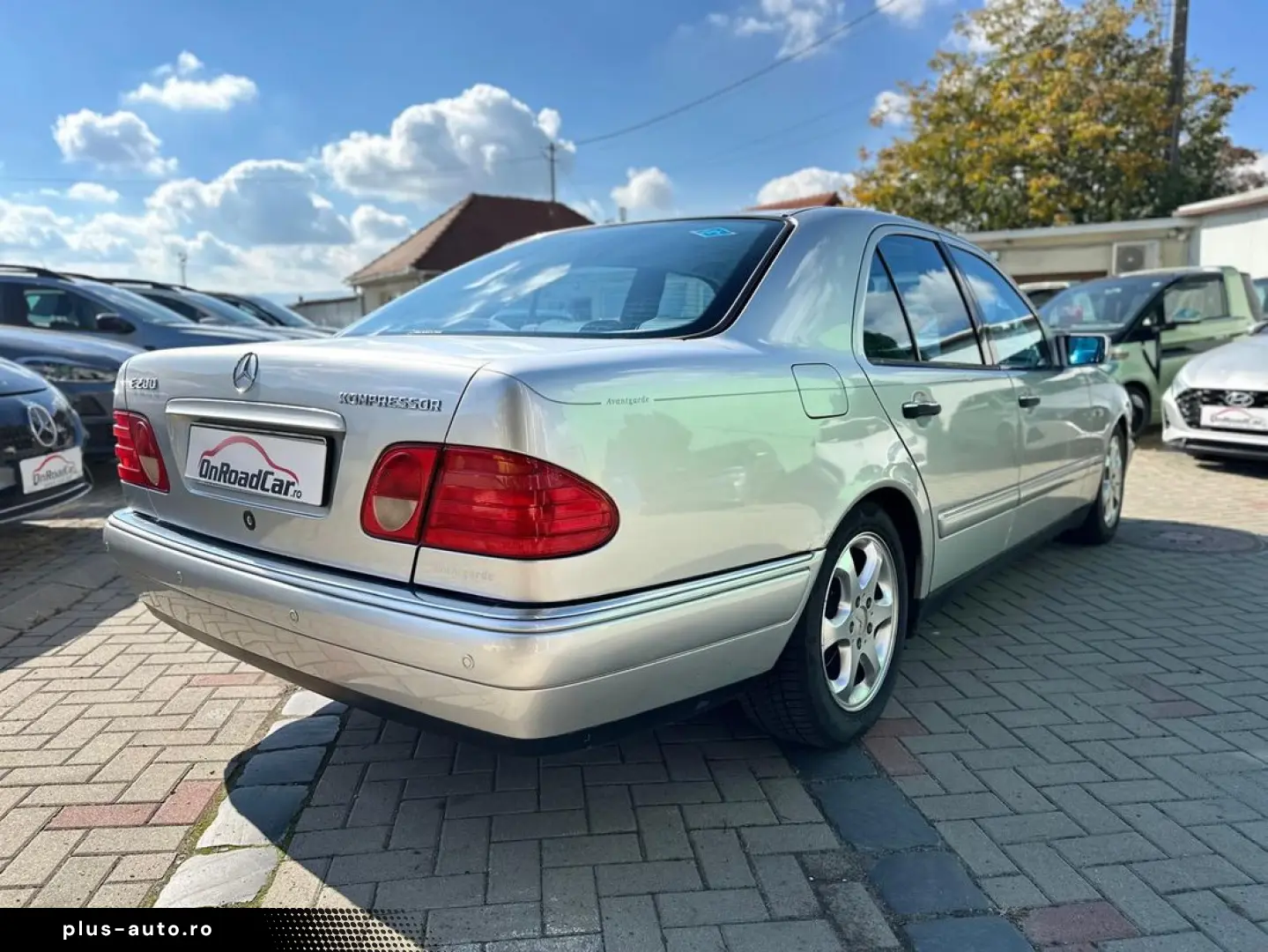 Mercedes-Benz E