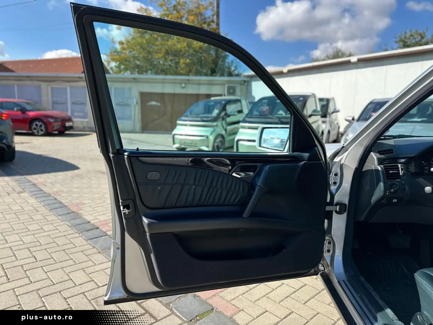 Mercedes-Benz E