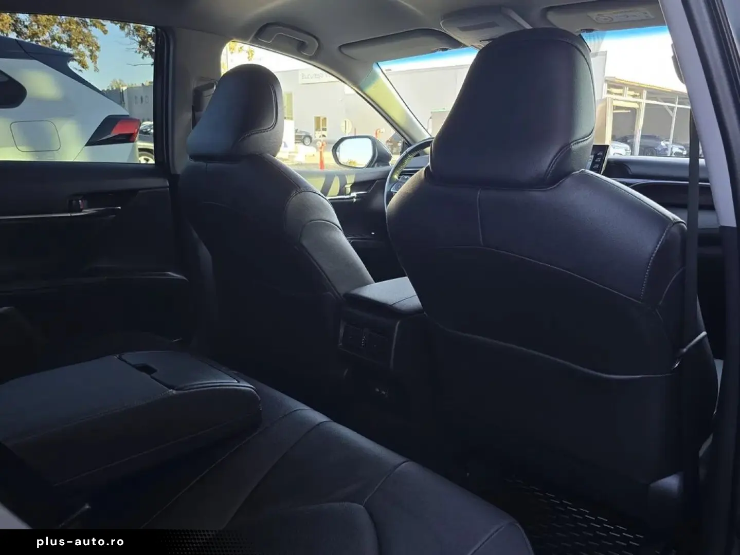 Toyota Camry 2.5 Hybrid Dynamic 218 Cp