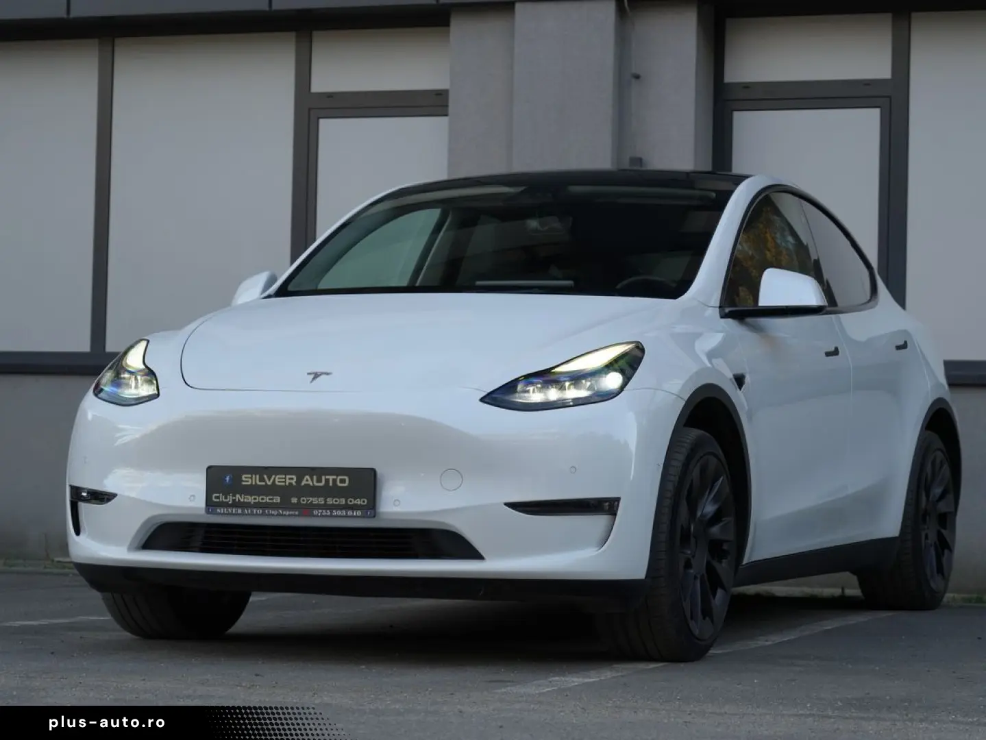 Tesla T-Model-Y