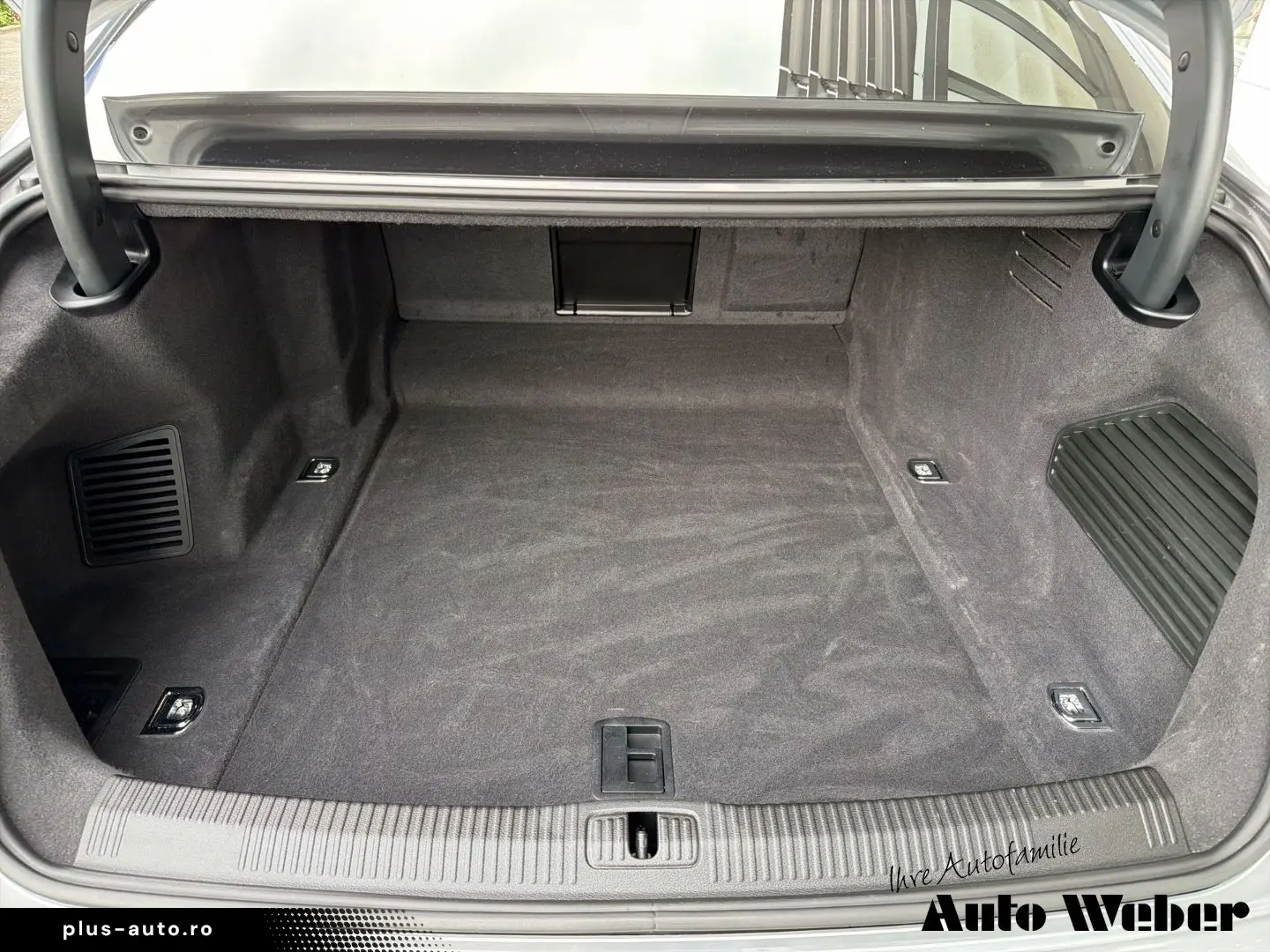 AUDI A8 50TDI S-Line Panoramic Matrix HUD B&O