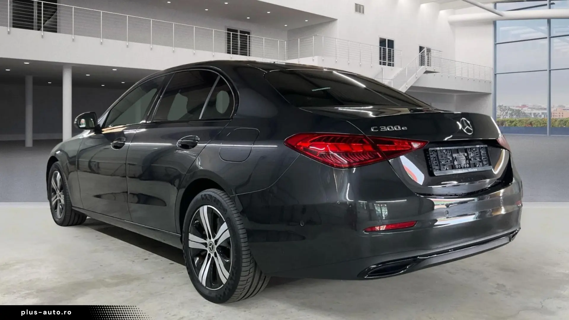 MERCEDES-BENZ C 300 e Mubeam Distro Night