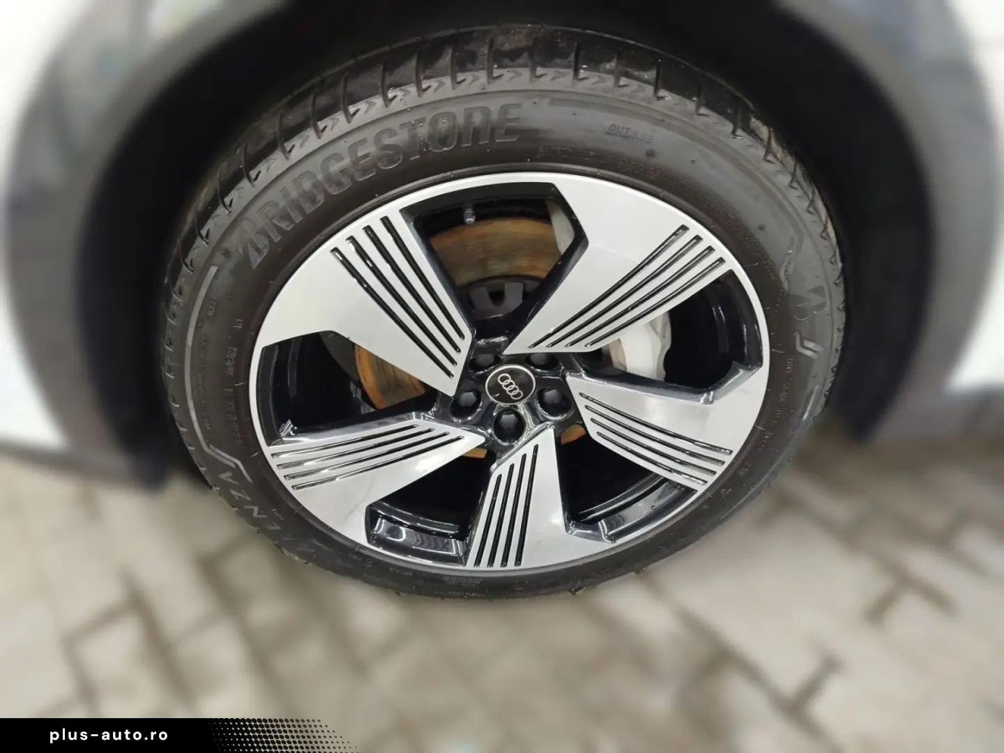 AUDI Q8 e-tron 50 quattro S line LED Navi Panorama