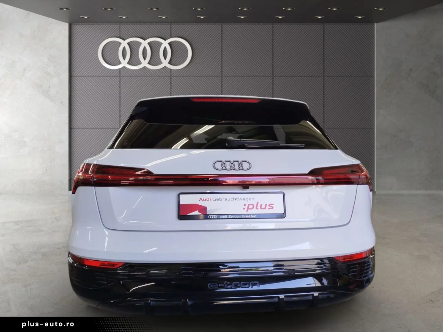 AUDI Q8 e-tron 50 quattro S line LED Navi Panorama