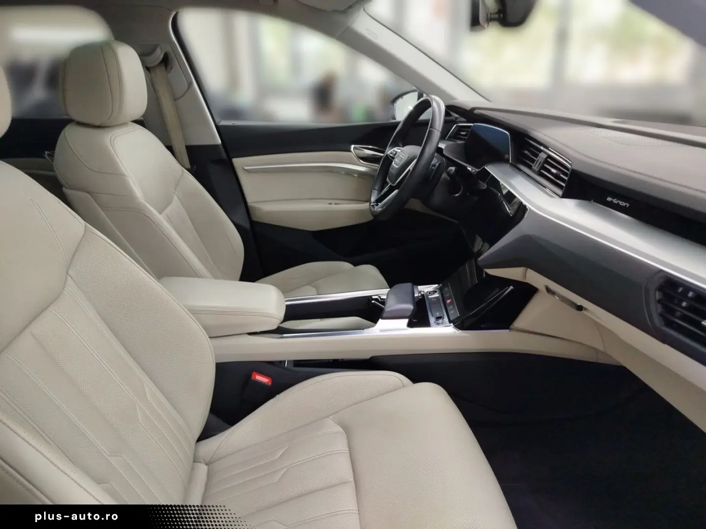 AUDI Q8 e-tron 50 quattro S line LED Navi Panorama