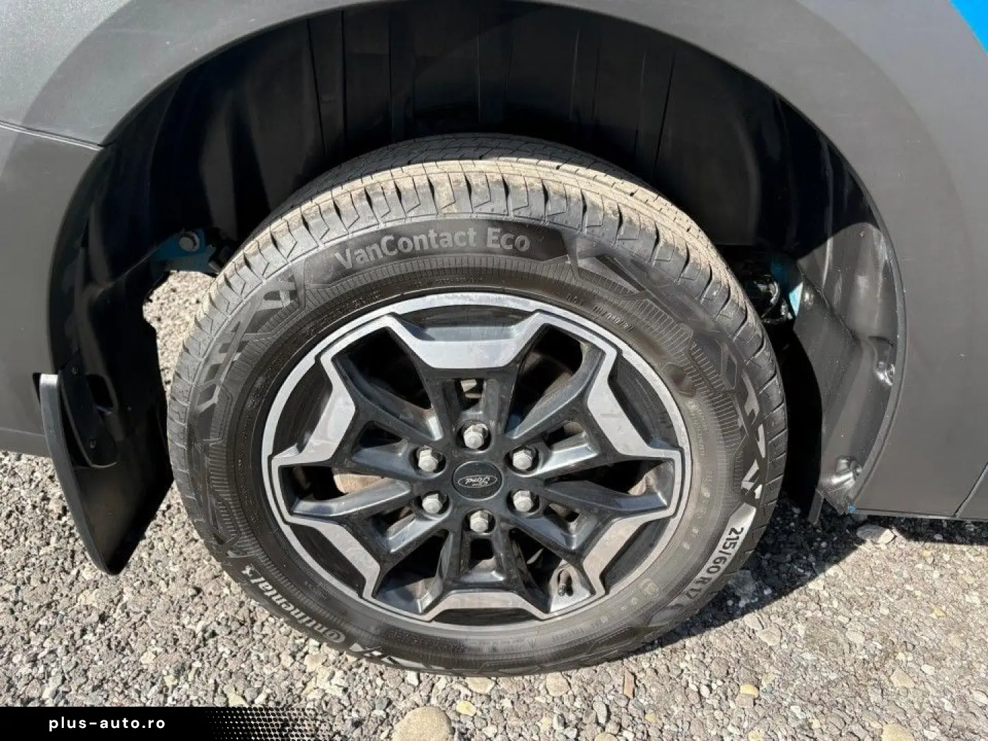 Ford Tourneo-Custom-