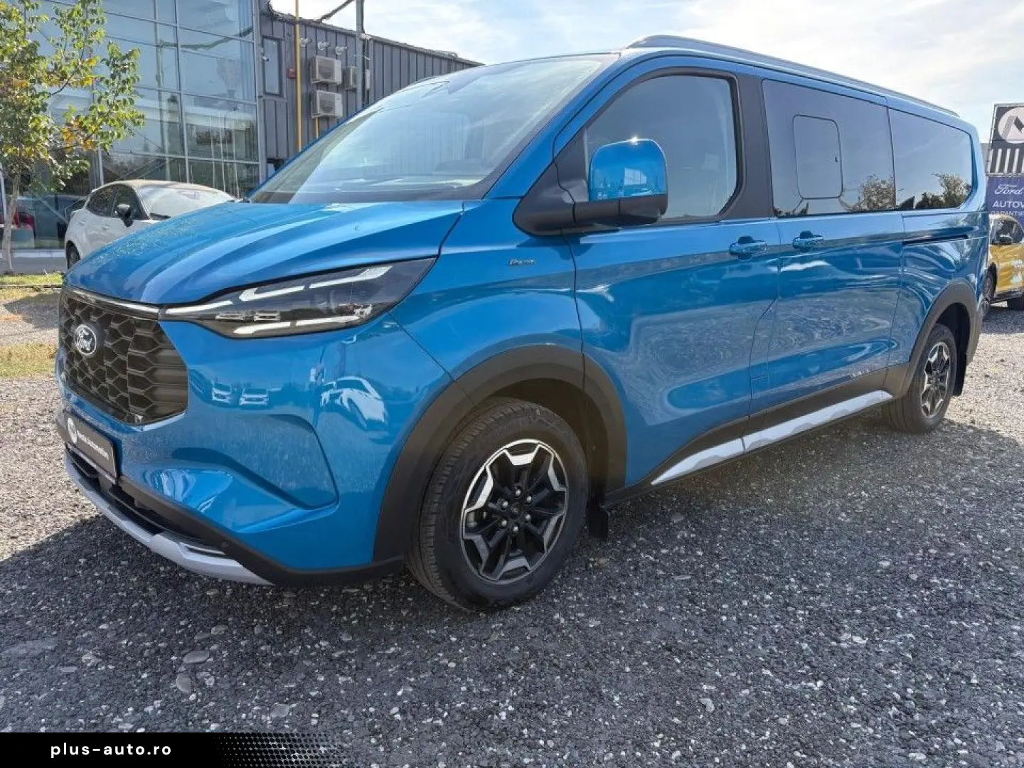 Ford Tourneo-Custom-