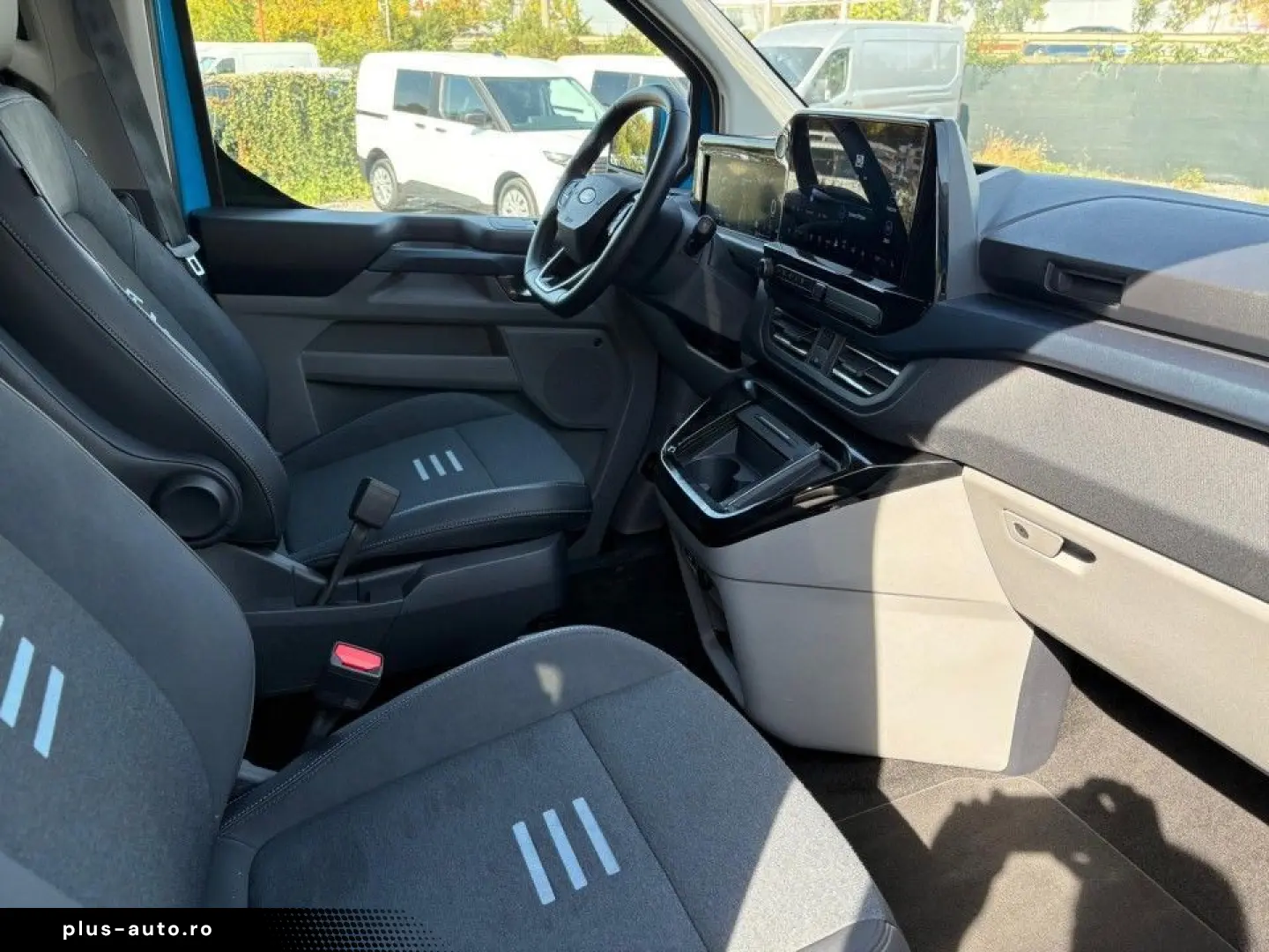 Ford Tourneo-Custom-