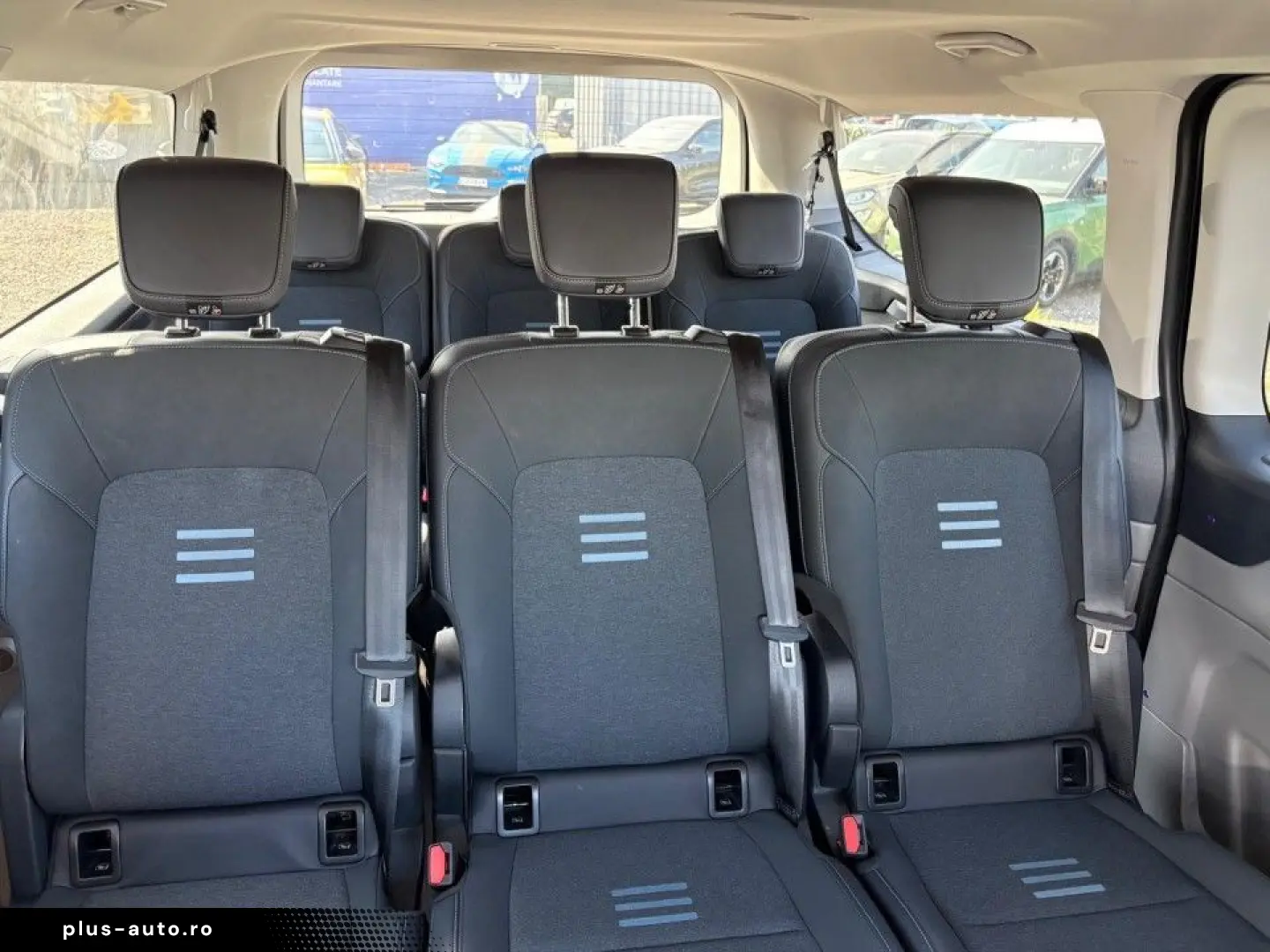 Ford Tourneo-Custom-