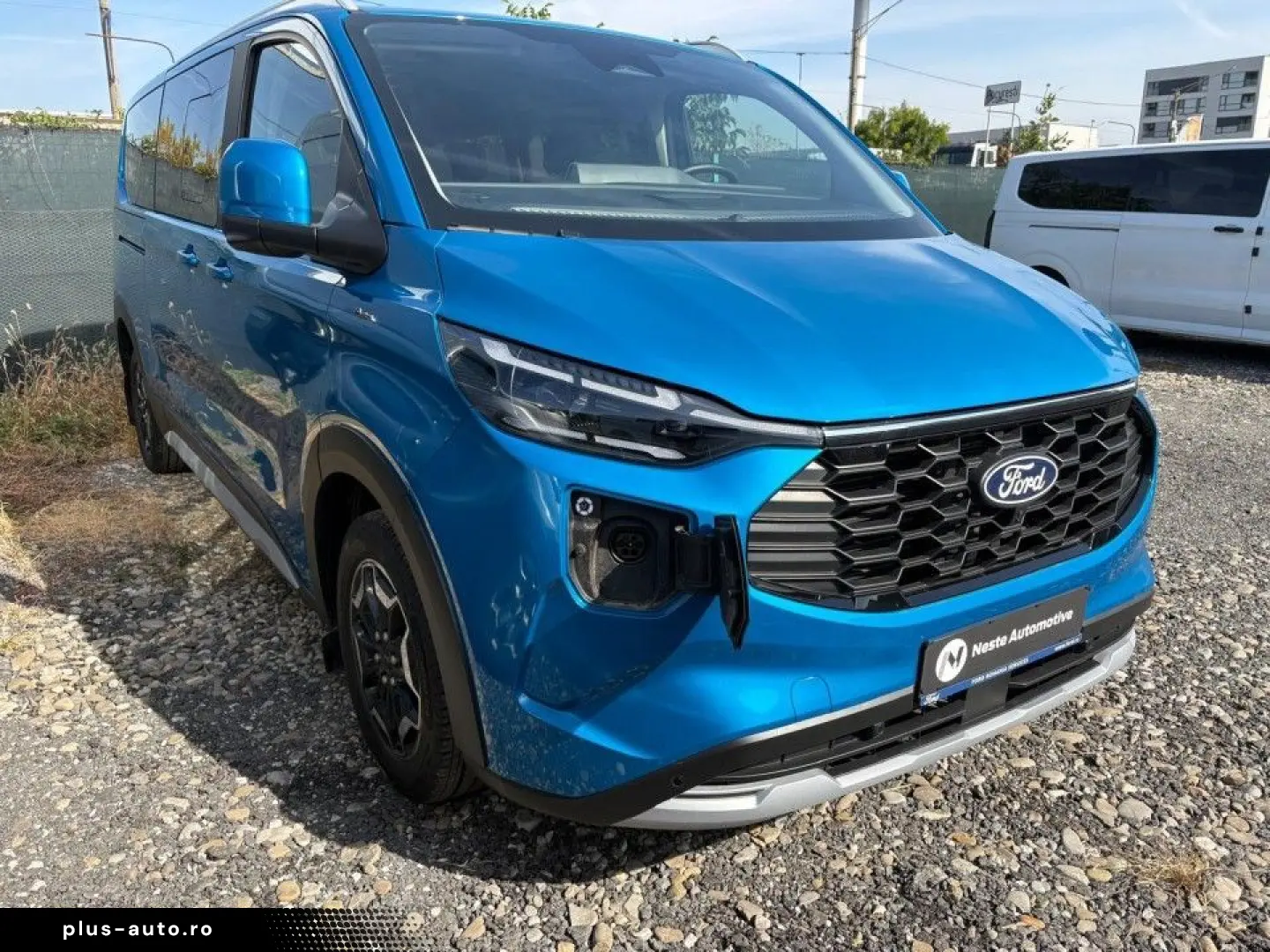 Ford Tourneo-Custom-