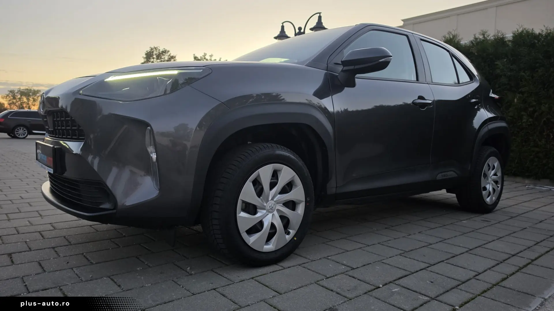 TOYOTA YARIS CROSS Hybrid