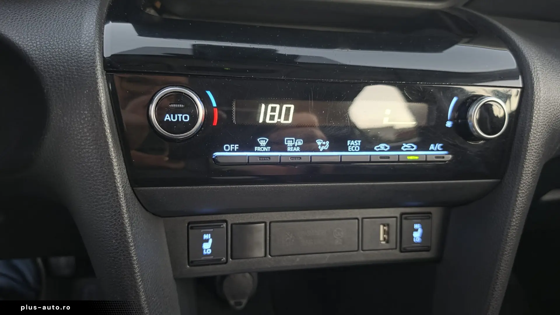 TOYOTA YARIS CROSS Hybrid