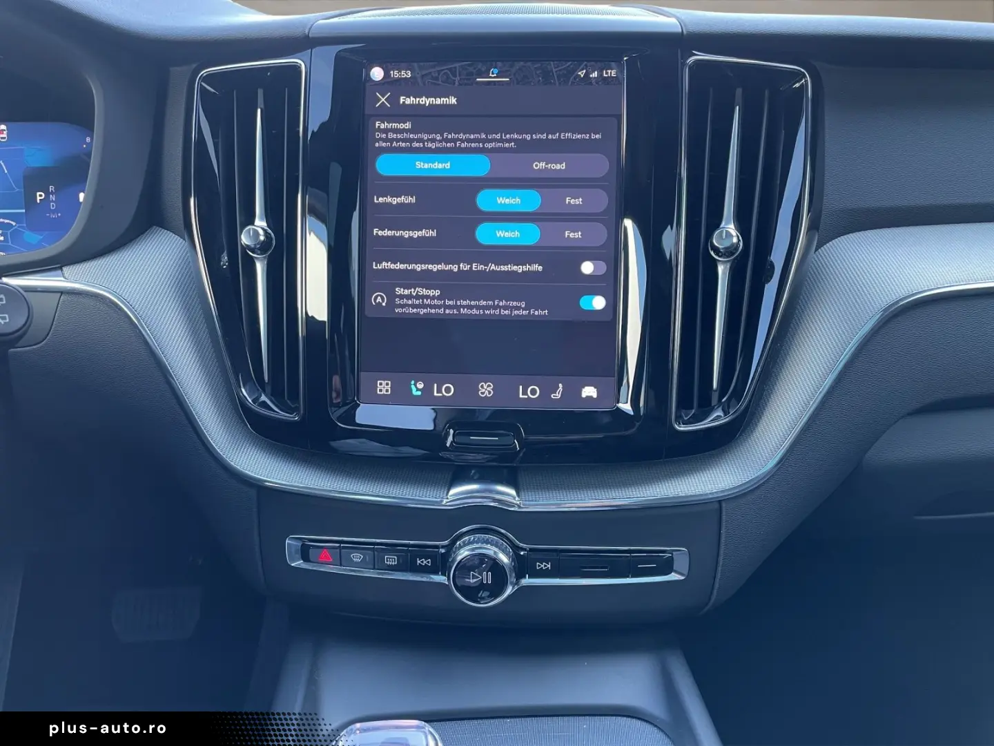 VOLVO XC60 B5 Plus Black Edition B&W HuD