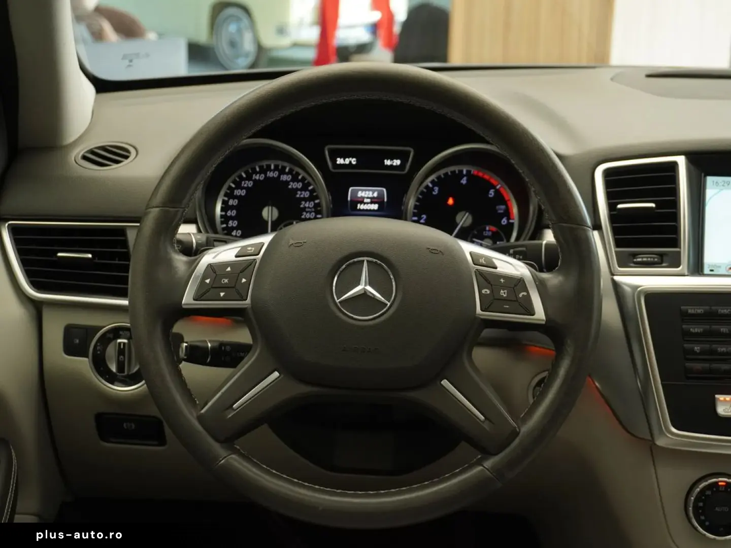 Mercedes-Benz ML350d 4MATIC AMG Line