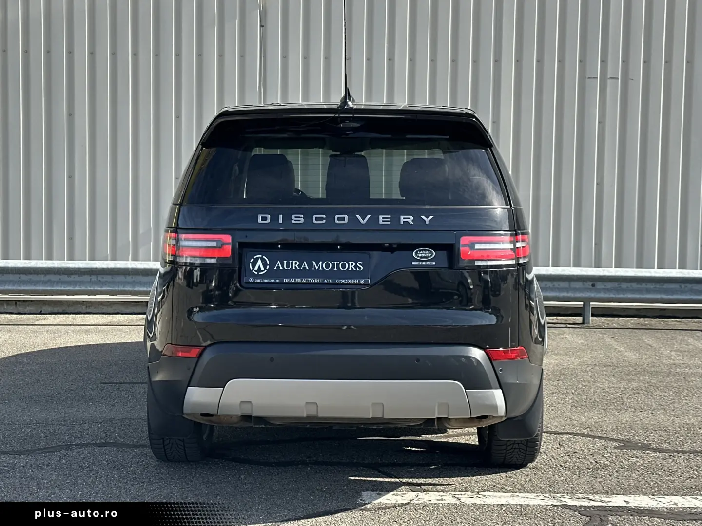 Land Rover Discovery 5 HSE 3.0 SD6 (306 CP) 7 Locuri