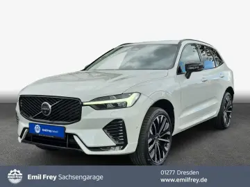 VOLVO XC60 B5 B AWD Ultra Dark  Premium B&W
