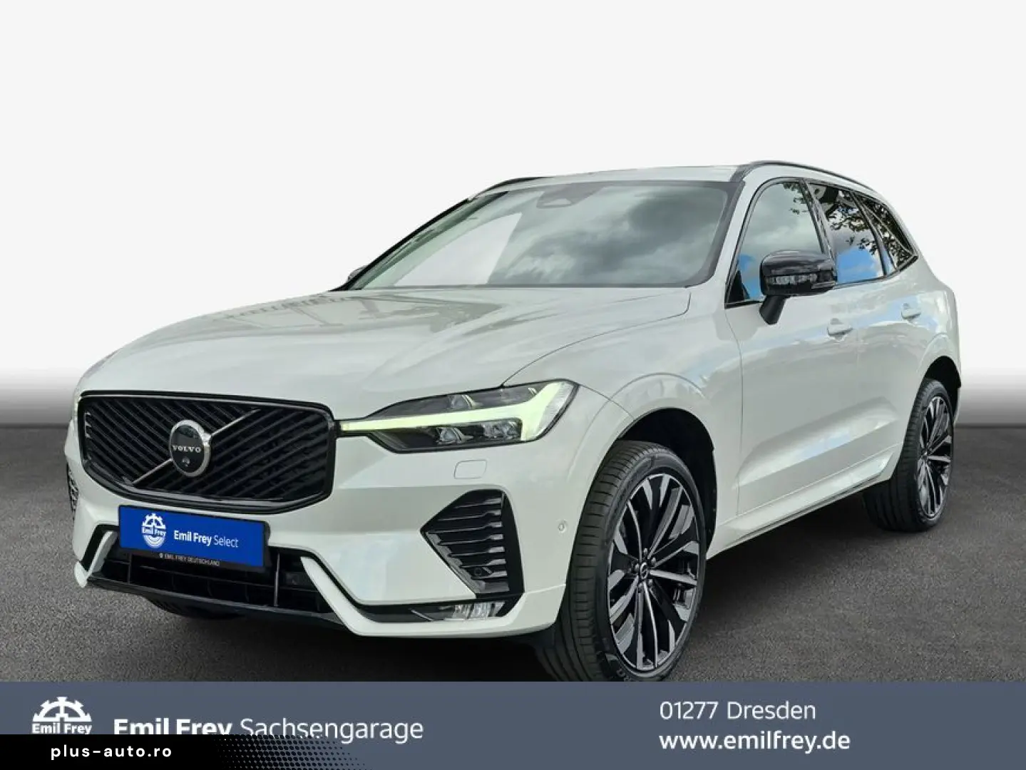 VOLVO XC60 B5 B AWD Ultra Dark  Premium B&W