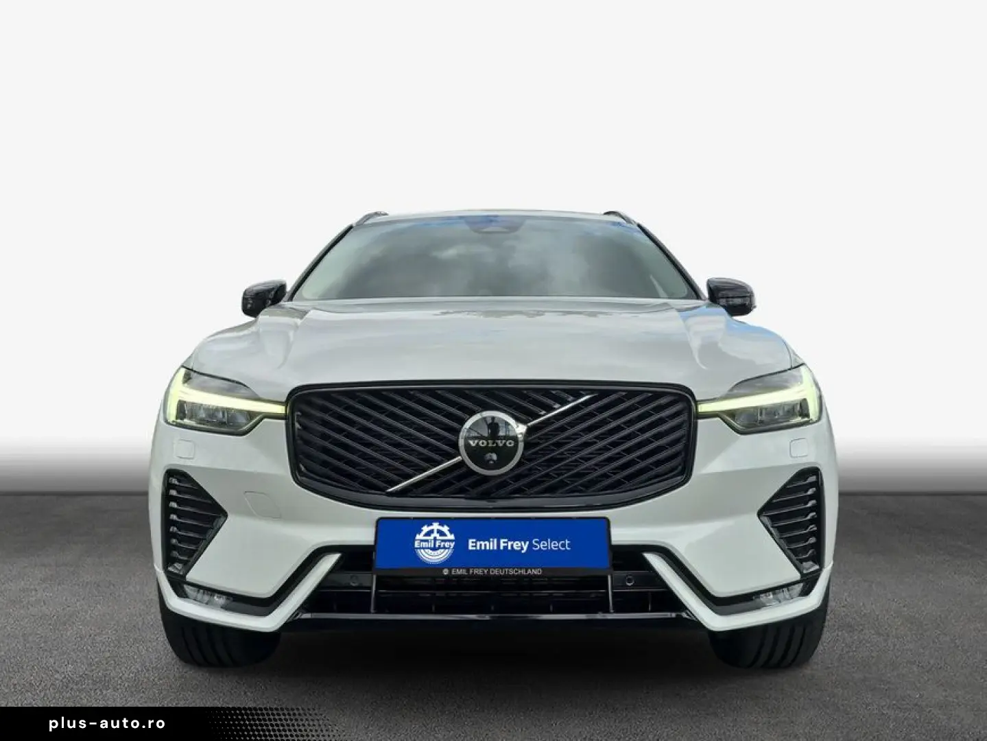 VOLVO XC60 B5 B AWD Ultra Dark  Premium B&W