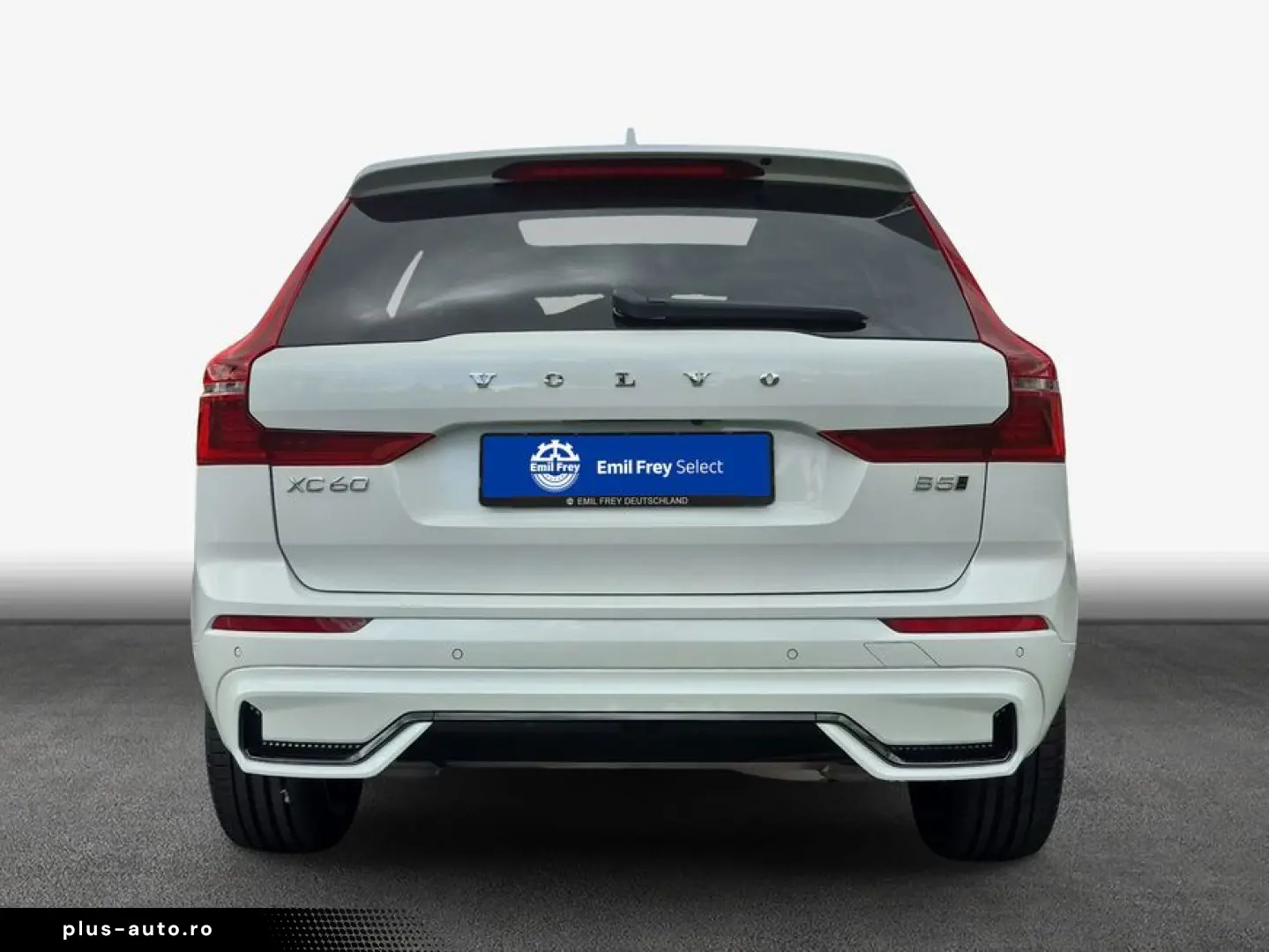 VOLVO XC60 B5 B AWD Ultra Dark  Premium B&W