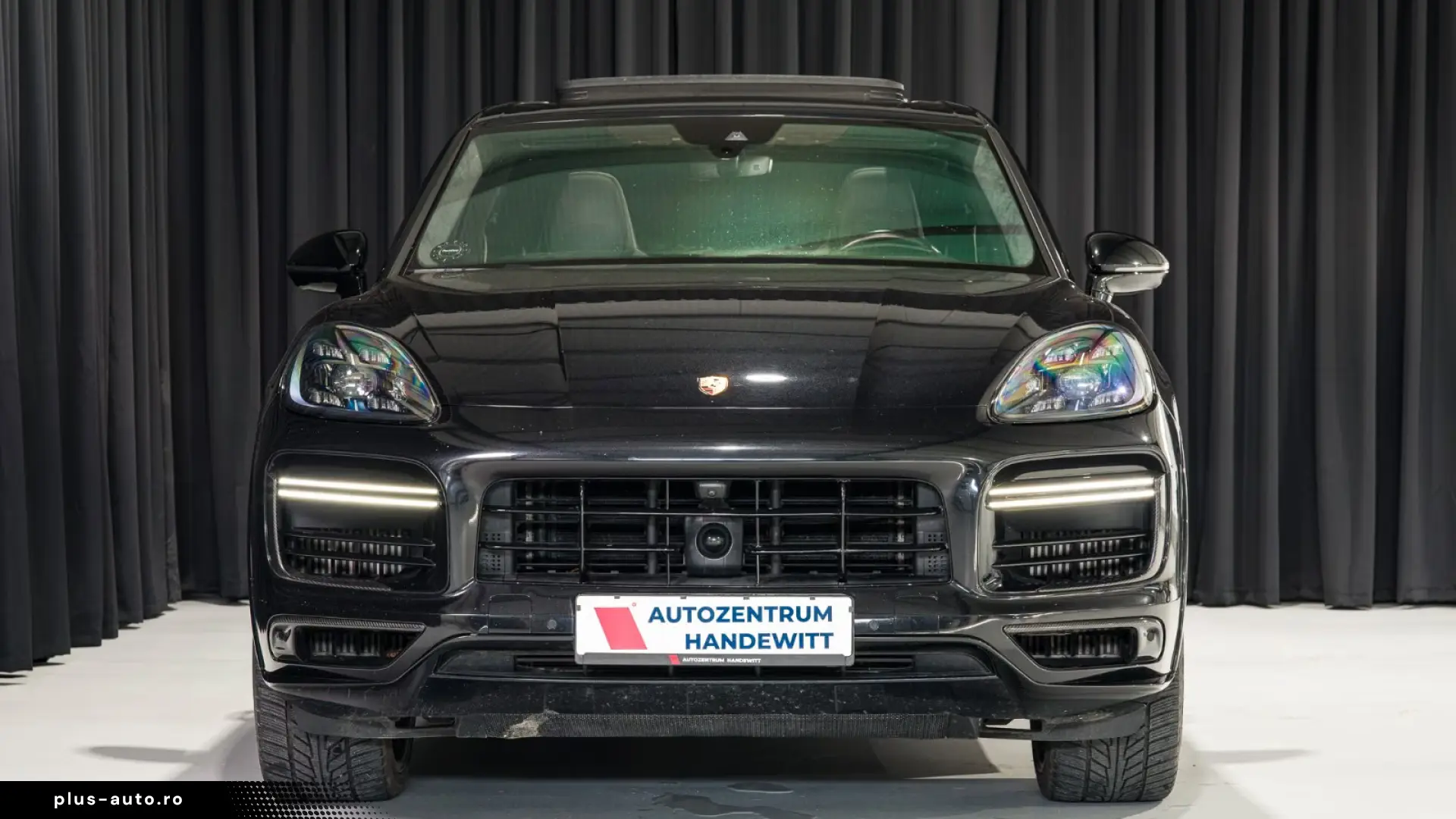 Porsche Cayenne Turbo SPORT CHRONO • PDCC SPORT • PTV PLUS