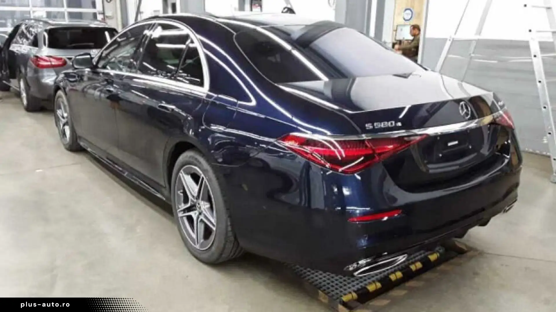 Mercedes-Benz S 580e AMG 4MATIC – PANO