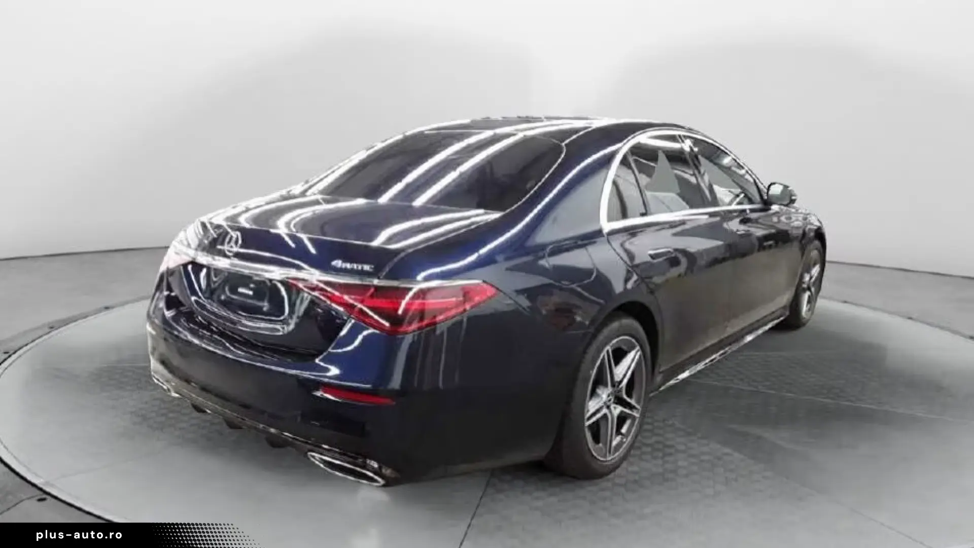 Mercedes-Benz S 580e AMG 4MATIC – PANO