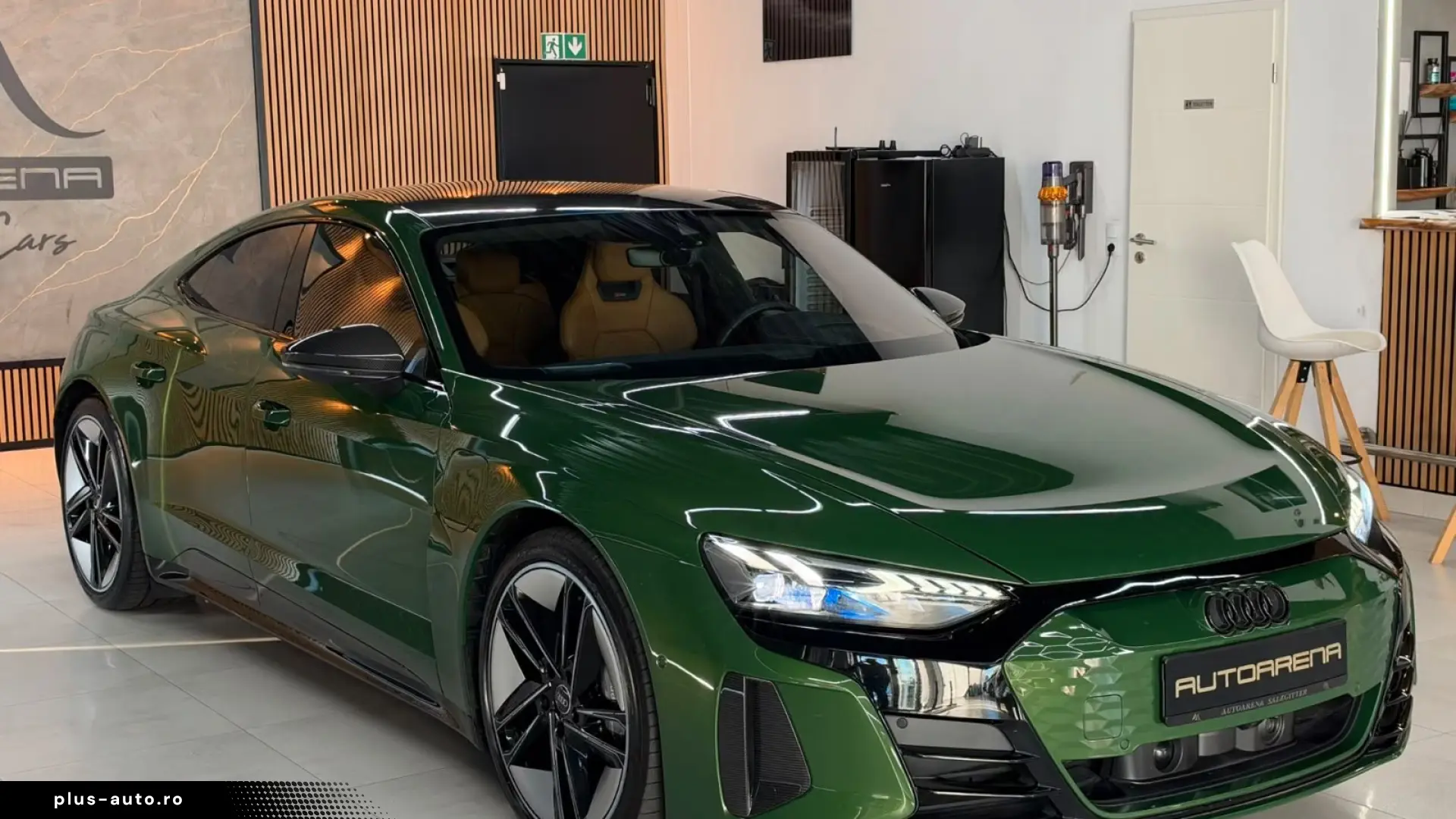 Audi RS e-tron GT quattro   CARBON ROOF • CERAMIC BRAKES